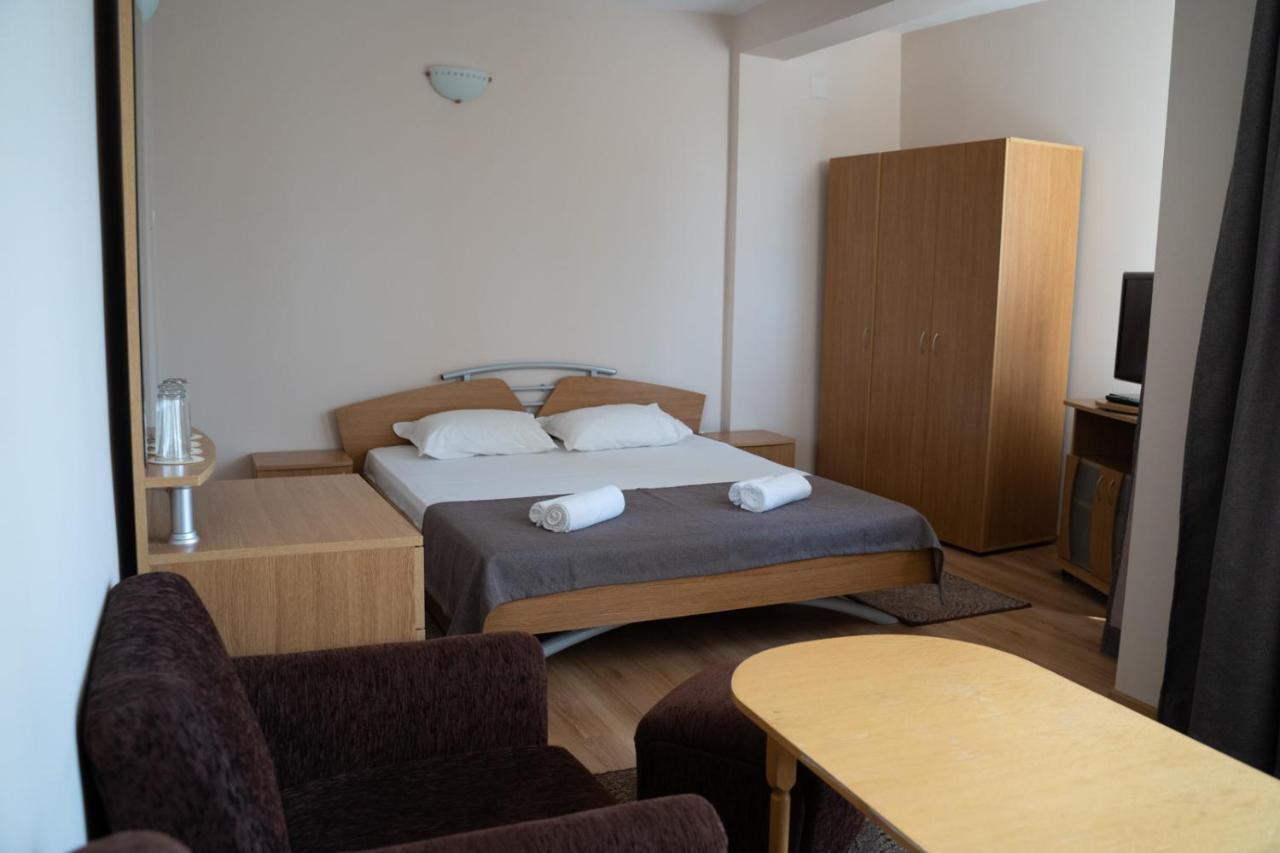 Hotel Velista Voneshta Voda Εξωτερικό φωτογραφία